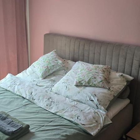 Apartament 3 Pokojowy Lub Pokoj W Mieszkaniu W Nowym Bloku Warsawa Bagian luar foto