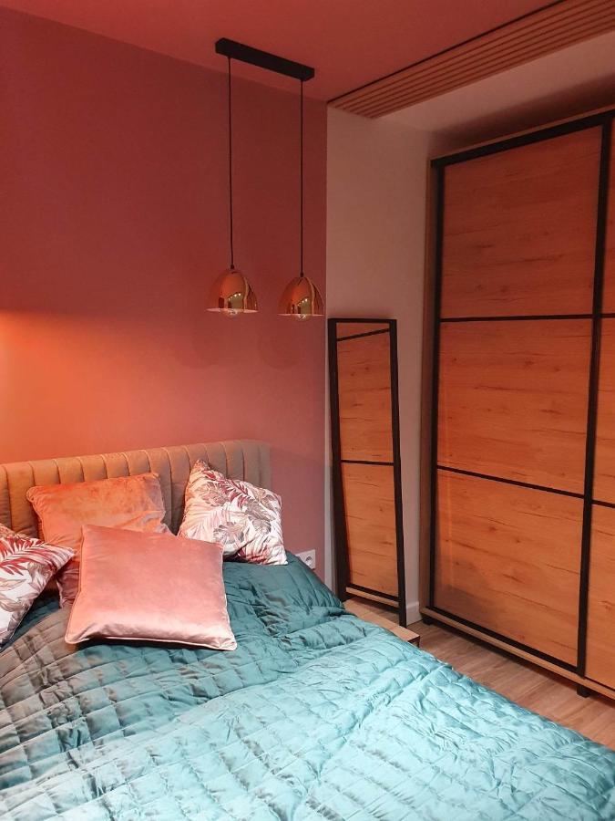 Apartament 3 Pokojowy Lub Pokoj W Mieszkaniu W Nowym Bloku Warsawa Bagian luar foto