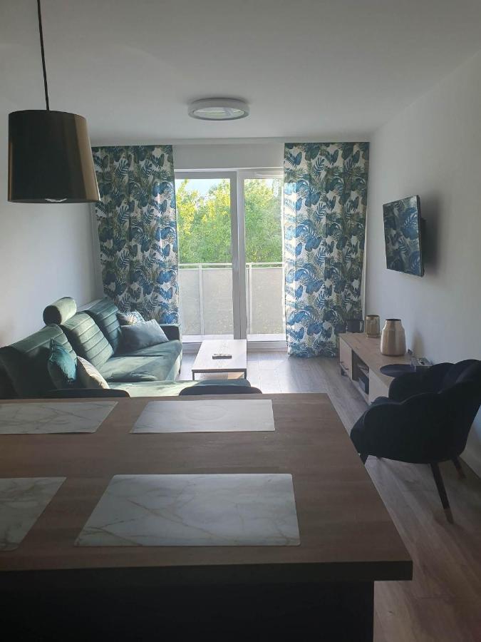 Apartament 3 Pokojowy Lub Pokoj W Mieszkaniu W Nowym Bloku Warsawa Bagian luar foto