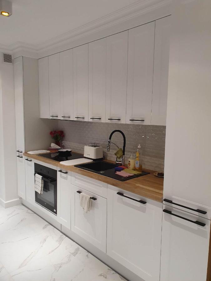 Apartament 3 Pokojowy Lub Pokoj W Mieszkaniu W Nowym Bloku Warsawa Bagian luar foto